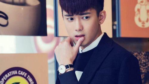 熊梓淇进入 娱乐圈,从校园偶像到娱乐圈璀璨明星的蜕变之路